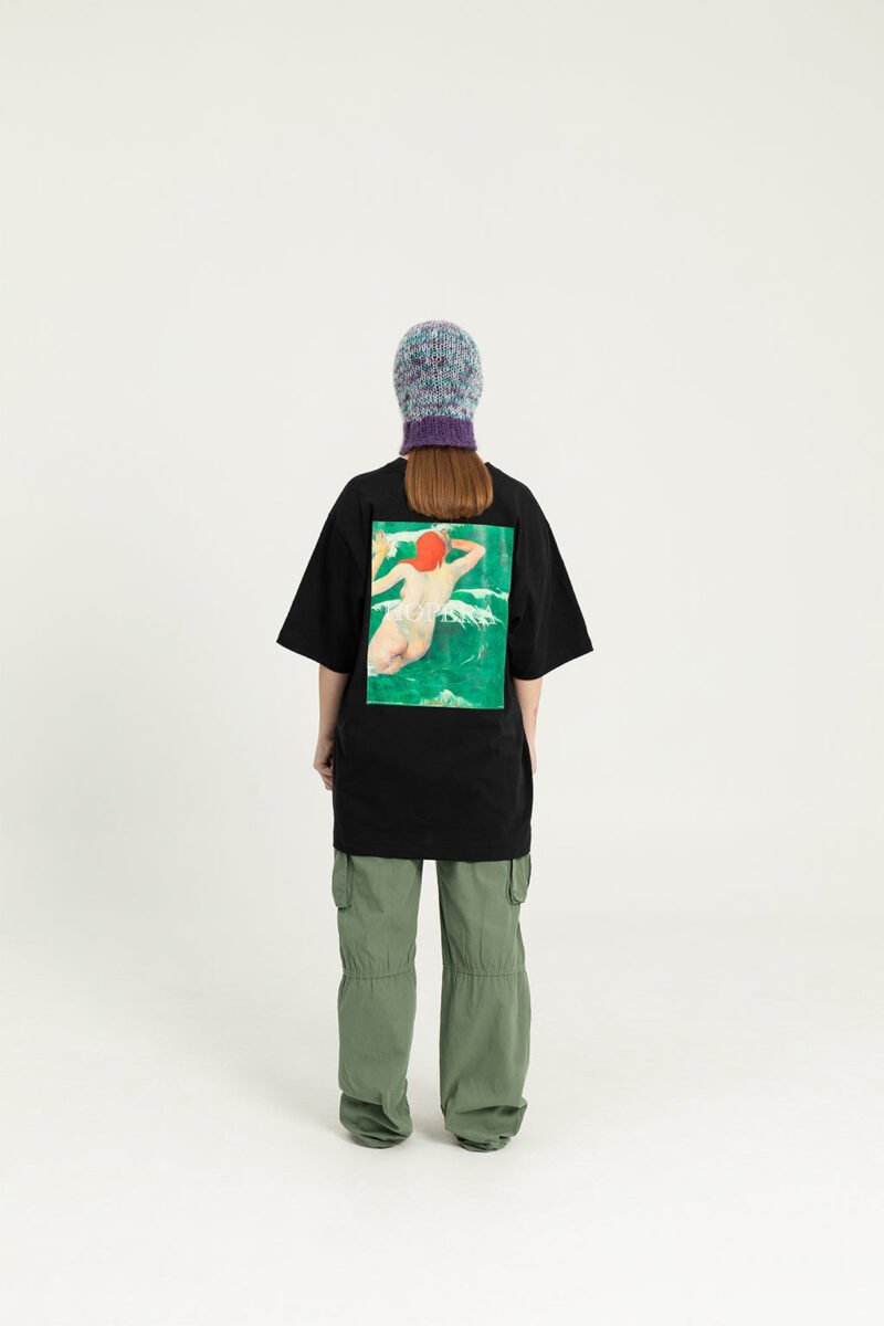 Premium T-paita "Dans les Vagues" by Paul Gauguin