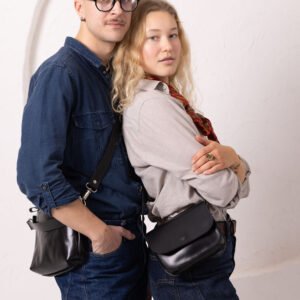 RUBY käsilaukku – Musta