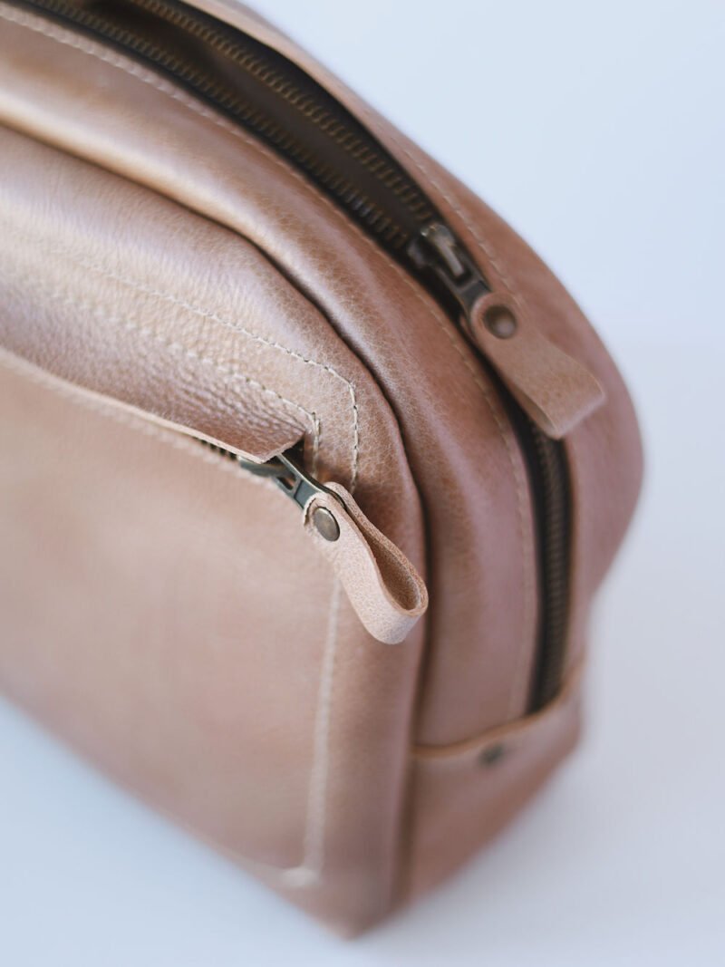 DOUGLAS nahkainen toilettilaukku - Beige