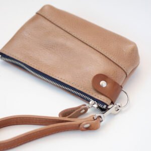 POUCH-lompakko – Vaalean ruskea