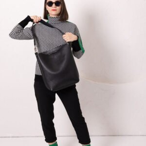 670187_eb0ea3300c88495ebb579466633a64bdmv2.jpg ADDISON nahkainen olkalaukku – Musta
