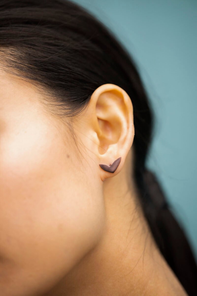 Faili-Vola-earrings_purple_6.jpg-koopia-scaled-1.jpg Korvakorut Vola – Violetti