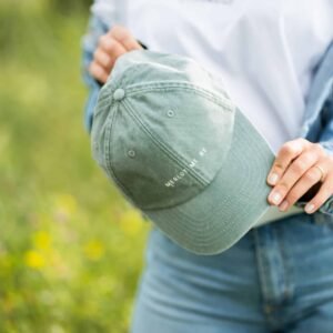 merlot-me-be-cap-adult-57f352a9.jpg Merlot Me Be – Lippalakki