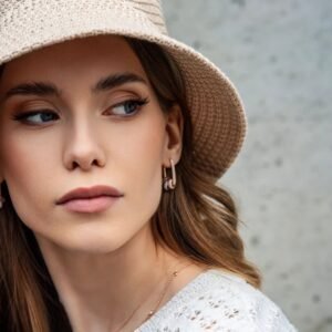 Metropolitan Glow Rolling Charm Korvakorut L – Ruusukulta ja Hopea