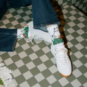 moomin-jungle-womens-retro-socks-white-2-56a6ebb3.jpg Muumit viidakkossa Sukat (36-42)