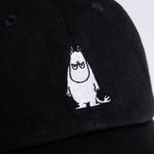 moomintroll-grumpy-dad-cap-adult-black-aca45c13.jpg Muumit Muumipeikko Lippalakki – Musta
