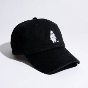moomintroll-grumpy-dad-cap-adult-black-c487f0d2.jpg Muumit Muumipeikko Lippalakki – Musta