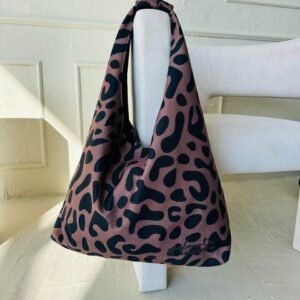 Moon-laukku – Classic Leopard