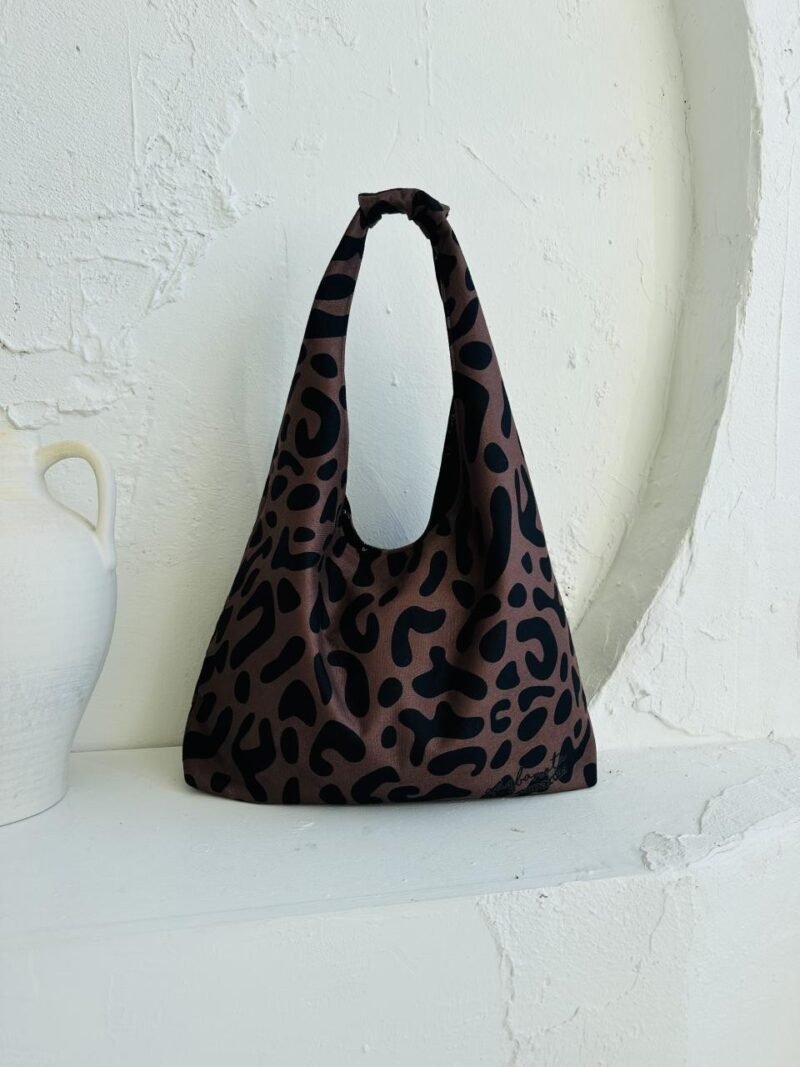 Moon-laukku – Classic Leopard