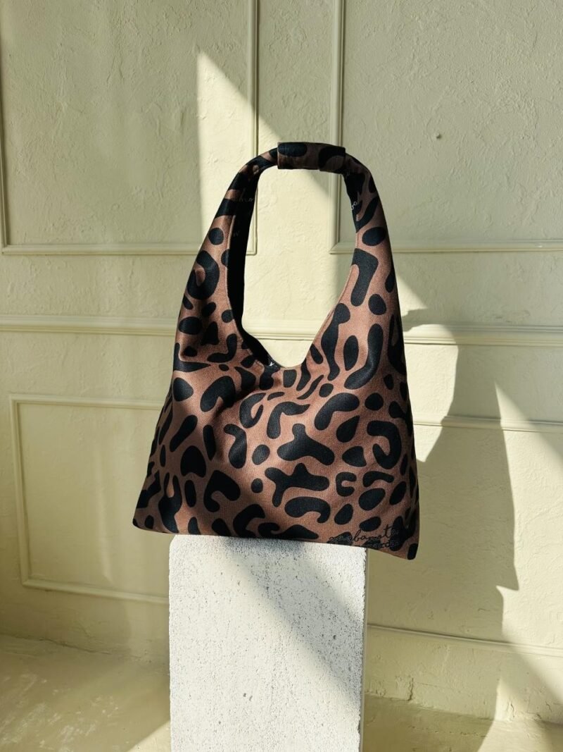 Moon-laukku – Classic Leopard