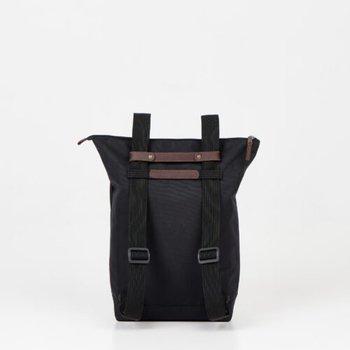 Noel Triple Reppu 14L – Musta