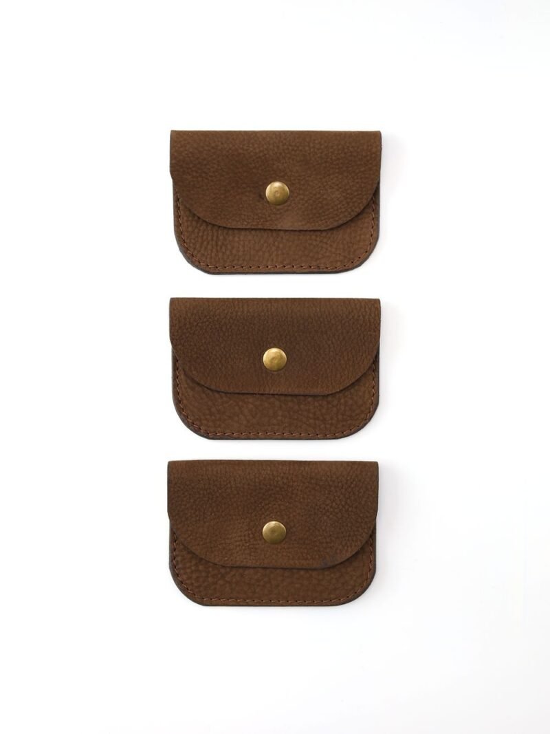 weekend-wallet-nubuck-brown-6ca3c853.jpg WEEKEND-lompakko – Ruskea