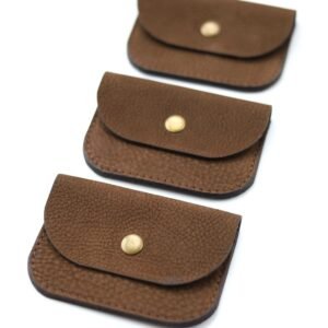 weekend-wallet-nubuck-brown-c2e5432e.jpg WEEKEND-lompakko – Ruskea