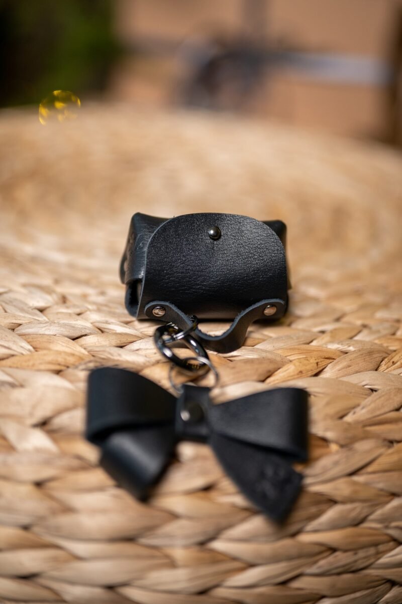 Charms-koriste asusteisiin – Musta